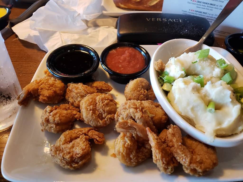 TGI Fridays | restaurant | 2487 E 80th Ave, Merrillville, IN 46410, USA | 2199421845 OR +1 219-942-1845