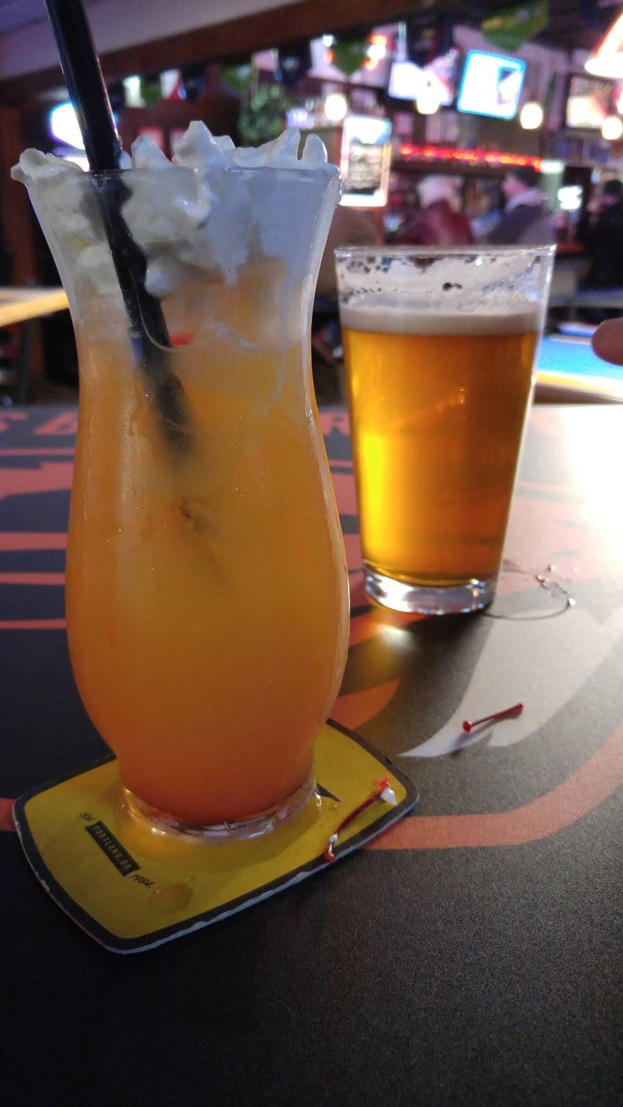 The Silver Dollar Tavern | restaurant | 375 Lancaster Dr SE, Salem, OR 97317, USA | 5033630586 OR +1 503-363-0586