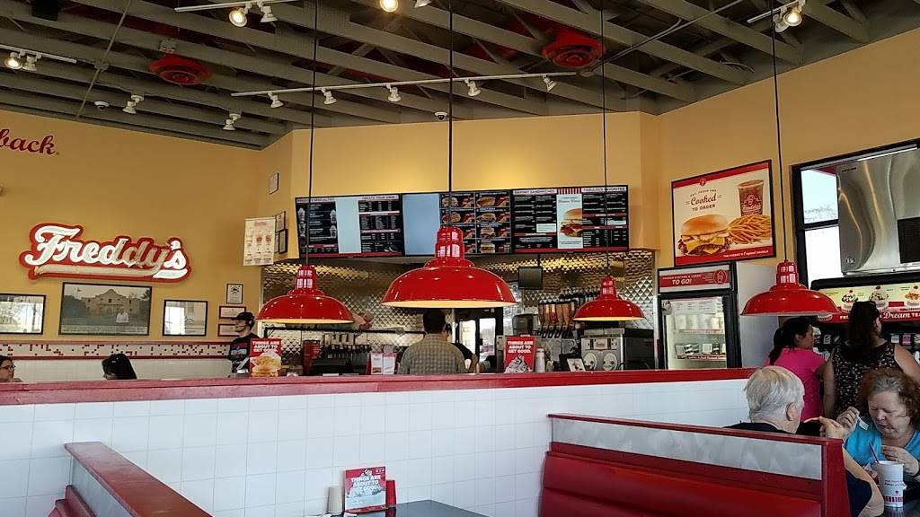 Freddys Frozen Custard & Steakburgers | restaurant | 1746 W Hunt Hwy, San Tan Valley, AZ 85143, USA | 4808822900 OR +1 480-882-2900