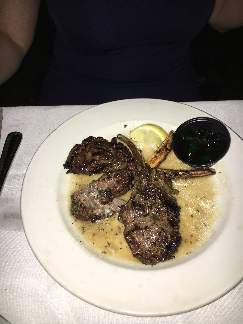 The Clawson Steakhouse | restaurant | 56 S Rochester Rd, Clawson, MI 48017, USA | 2485885788 OR +1 248-588-5788