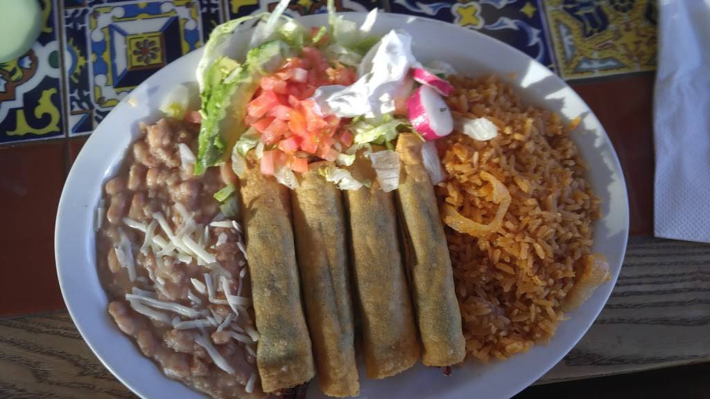 El Rey Del Taco | restaurant | 321 S Denver Ave, Fort Lupton, CO 80621, USA | 3035023316 OR +1 303-502-3316