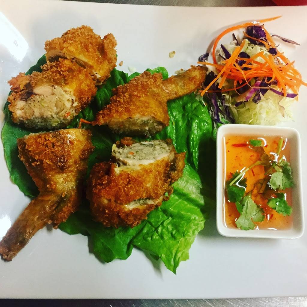 Hot & Spicy Thai | restaurant | 16561 Bolsa Chica St, Huntington Beach, CA 92649, USA | 7148405404 OR +1 714-840-5404