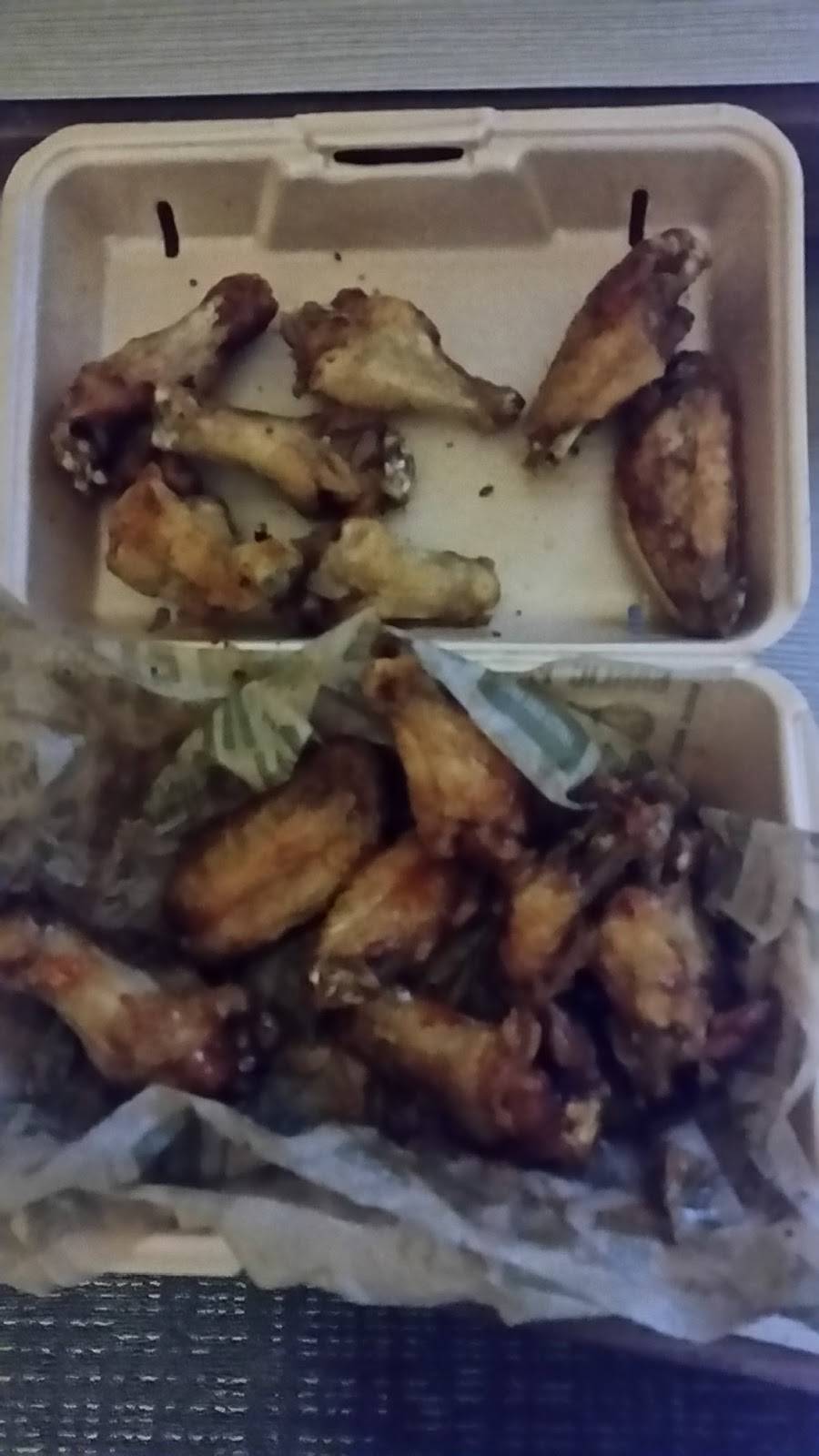 Wingstop | restaurant | 3850 College St Ste 200, Beaumont, TX 77701, USA | 4092139464 OR +1 409-213-9464