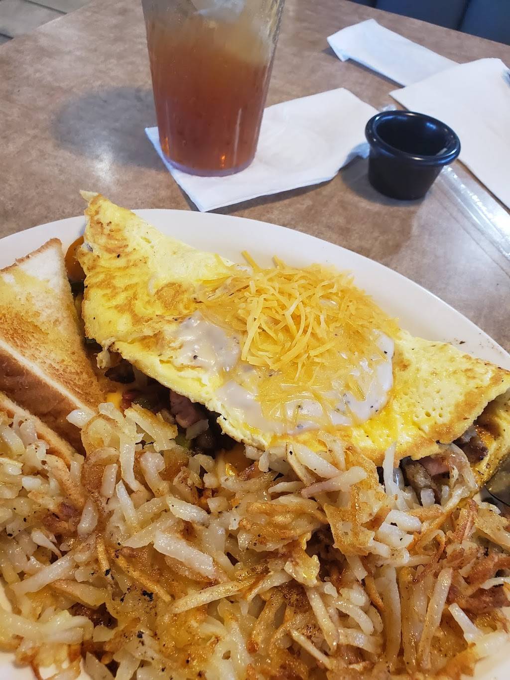 Country Pride | restaurant | 155 Hwy. 138, Providence Rd, Denmark, TN 38391, USA | 7314245591 OR +1 731-424-5591