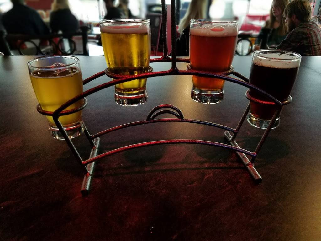 Sinful Burger Sports Grill | restaurant | 4072, 4005 Twin Creek Dr #101, Bellevue, NE 68123, USA | 4029338727 OR +1 402-933-8727