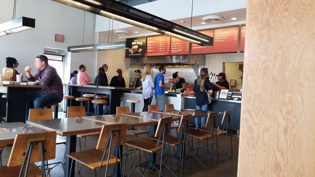 Chipotle Mexican Grill | restaurant | 2119 W Roosevelt Rd, Wheaton, IL 60187, USA | 6305805041 OR +1 630-580-5041