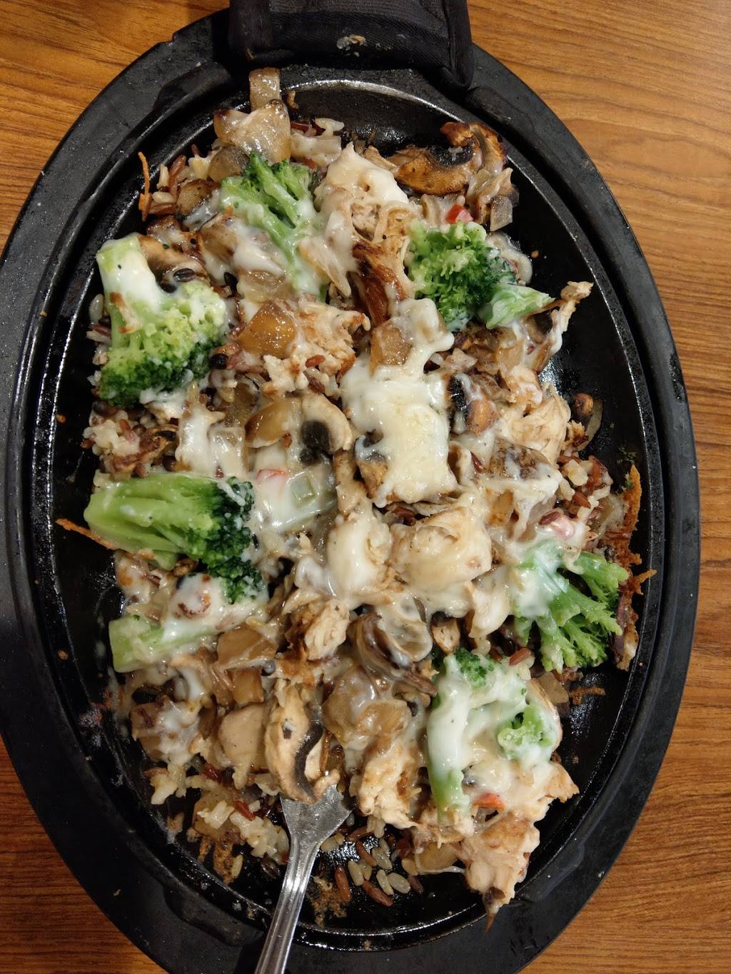 Dennys | restaurant | 2525 N Hollywood Way, Burbank, CA 91505, USA | 8188479600 OR +1 818-847-9600