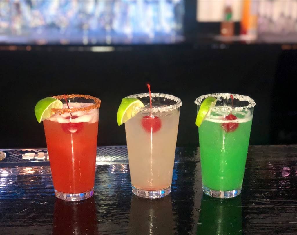 Wild West Grill | restaurant | 1410 Washington St, Waukegan, IL 60085, USA | 8476727669 OR +1 847-672-7669