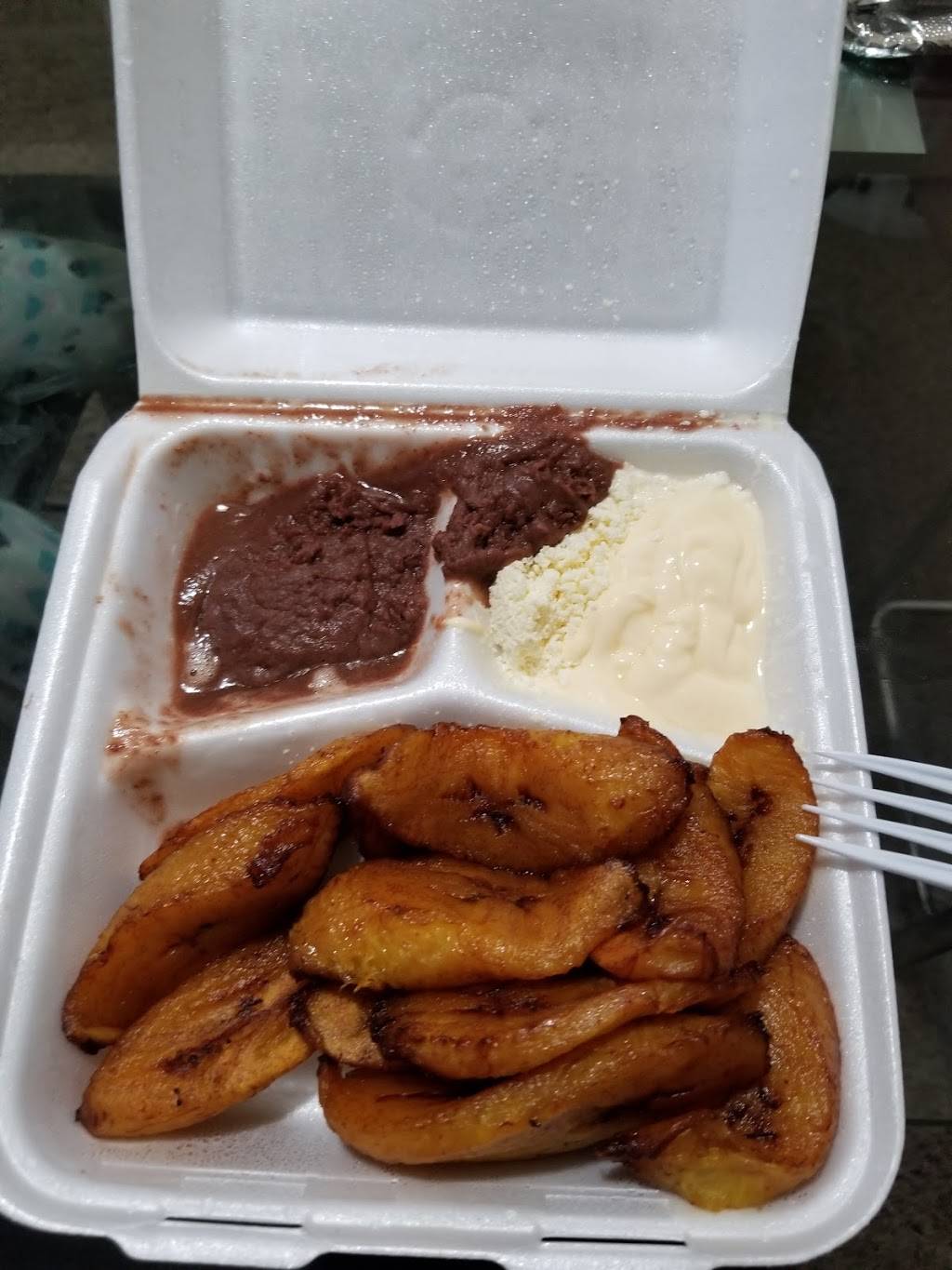 Antojitos Hondureños Latin | restaurant | 7197-7215 Fondren Rd, Houston, TX 77036, USA | 7138357617 OR +1 713-835-7617