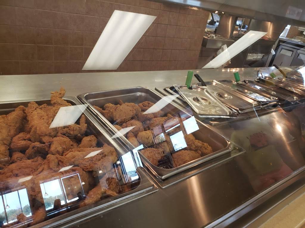 Bojangles Famous Chicken n Biscuits | restaurant | 1600 Morris Ave, Fultondale, AL 35068, USA | 2058414118 OR +1 205-841-4118