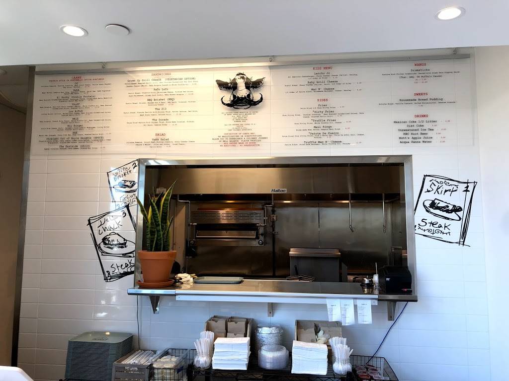 Vaka Burger | restaurant | 1705 Flight Way, Tustin, CA 92782, USA | 7142591026 OR +1 714-259-1026