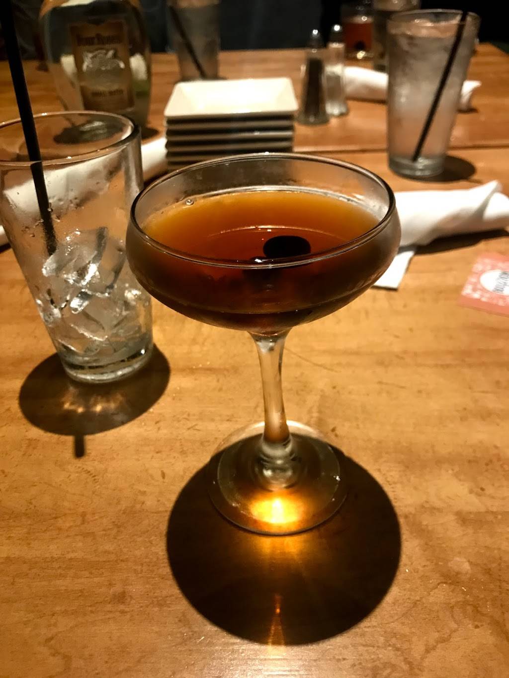 Bourbon Raw | night club | 446 S 4th St, Louisville, KY 40202, USA | 5025689009 OR +1 502-568-9009