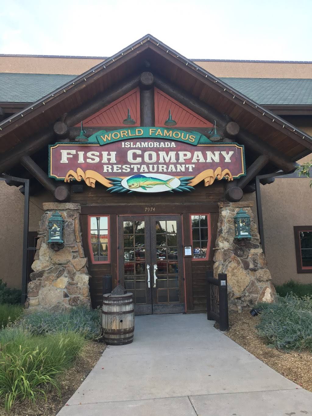 Islamorada Fish Company | restaurant | 7970 Northfield Blvd, Denver, CO 80238, USA | 7203853500 OR +1 720-385-3500