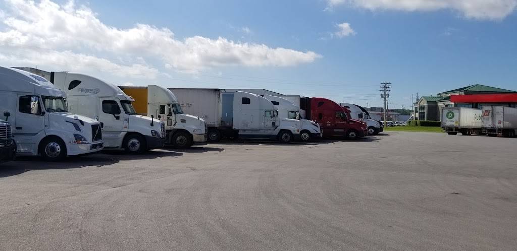 Pilot Travel Center | restaurant | 535 Waldron Rd, La Vergne, TN 37086, USA | 6157939856 OR +1 615-793-9856