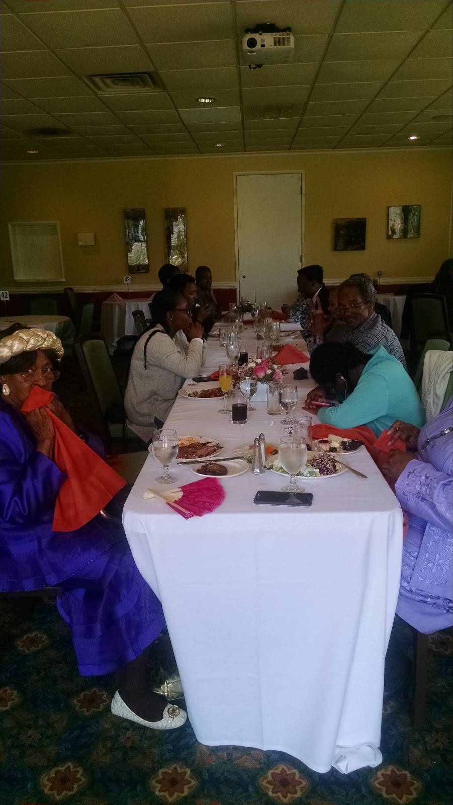 Orange Grove Bistro | restaurant | 18111 Nordhoff St, Northridge, CA 91330, USA | 8186772076 OR +1 818-677-2076