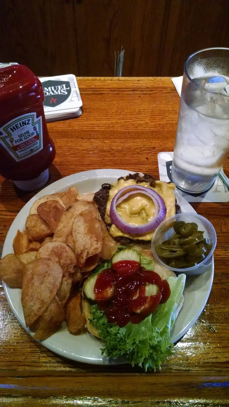 Londons Restaurant and Bar | restaurant | 101 N Wall St #3572, Tullahoma, TN 37388, USA | 9315718410 OR +1 931-571-8410