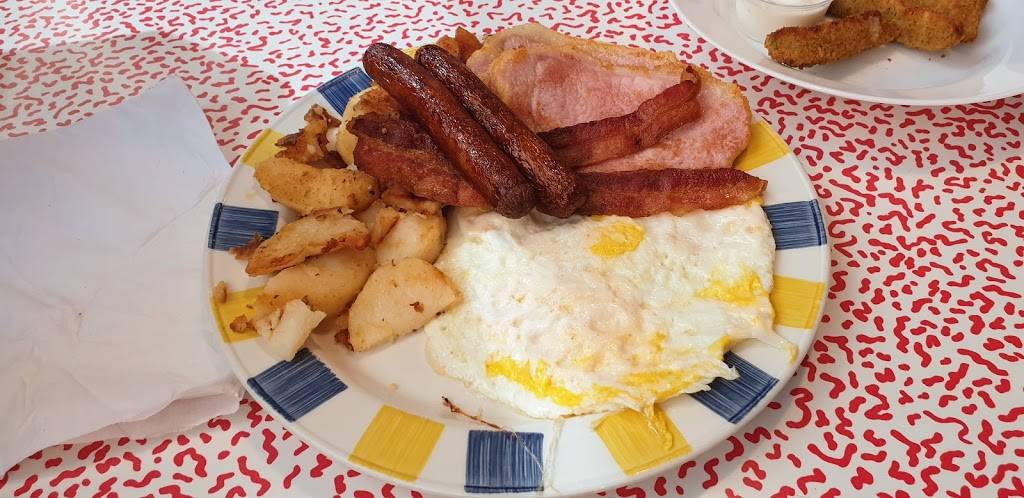 Wimpys Diner | restaurant | 416 Davis Dr, Newmarket, ON L3Y 2N9, Canada | 9058535222 OR +1 905-853-5222