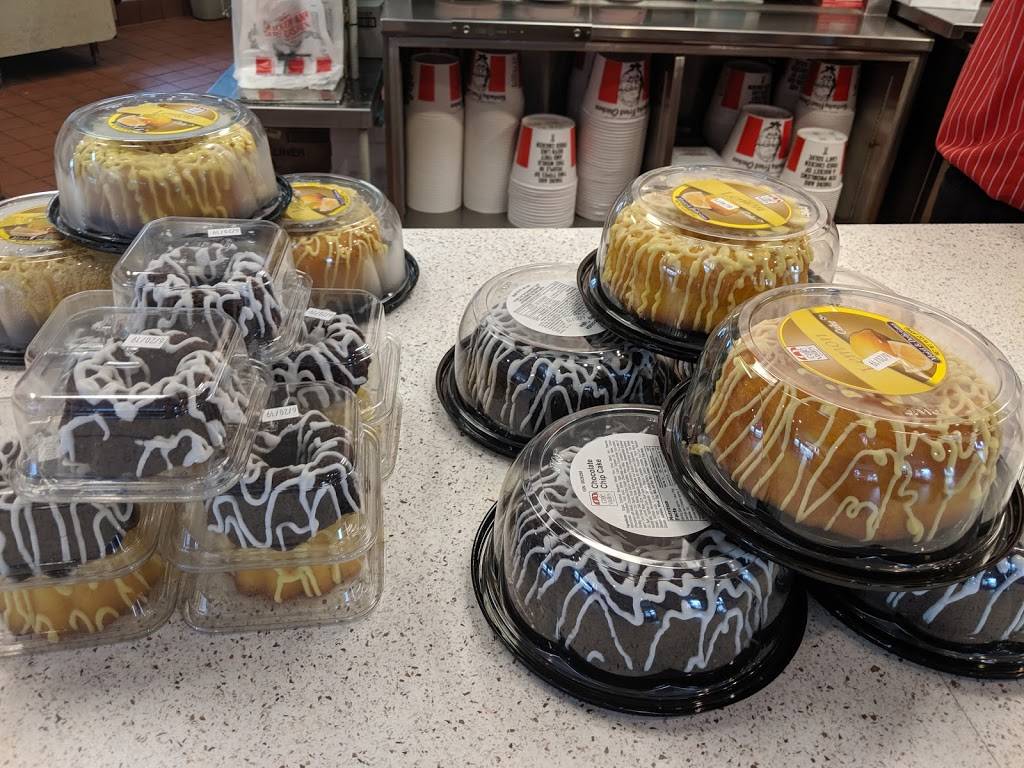 KFC | restaurant | 4642 Mahoning Ave, Austintown, OH 44515, USA | 3307999719 OR +1 330-799-9719