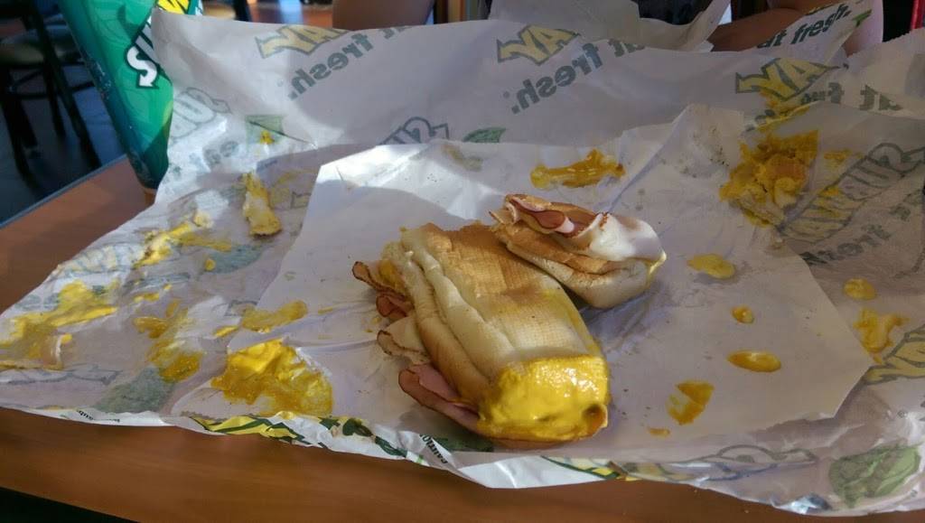 Subway | restaurant | 11301 W Reno Ave, Yukon, OK 73099, USA | 4053241161 OR +1 405-324-1161