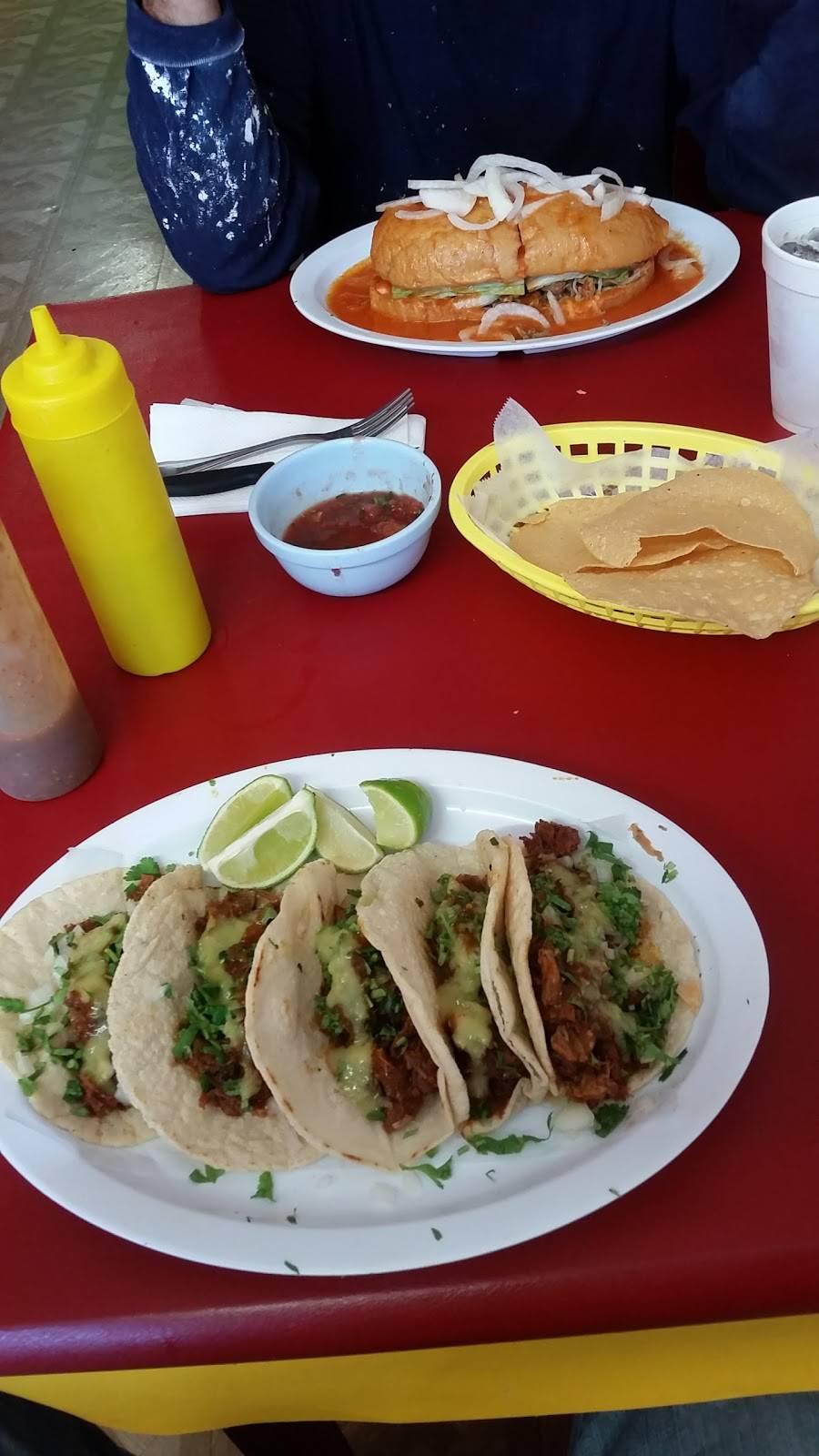 Cuernavacas Grill | restaurant | 823 E South St, Long Beach, CA 90805, USA | 5624220559 OR +1 562-422-0559