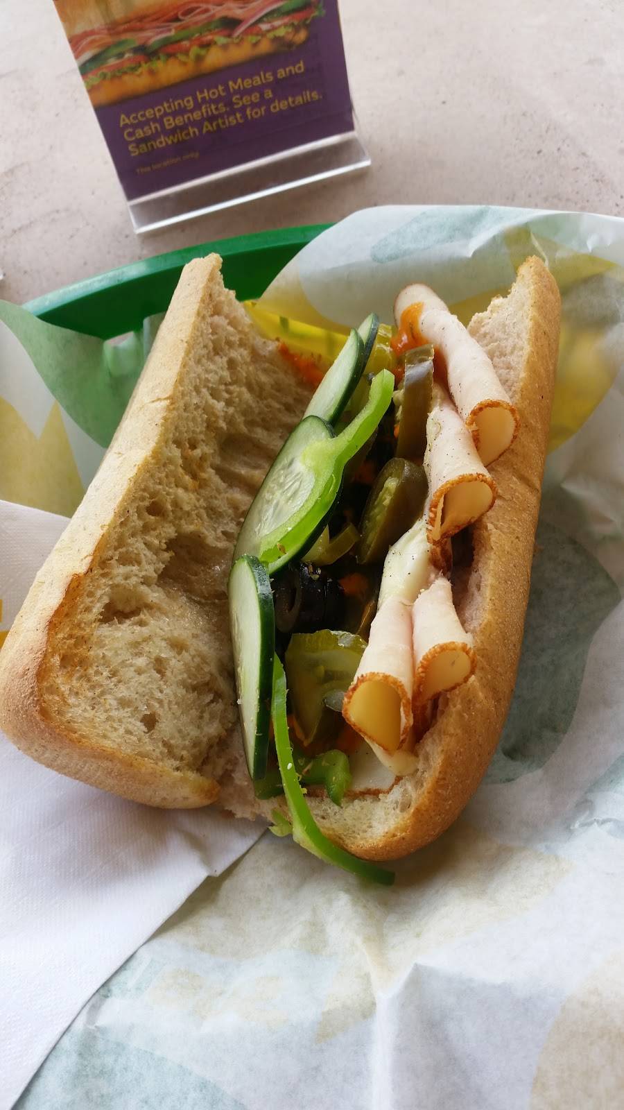 Subway Restaurants | restaurant | 2835 N 16th St Suite 5, Phoenix, AZ 85006, USA | 6022302862 OR +1 602-230-2862
