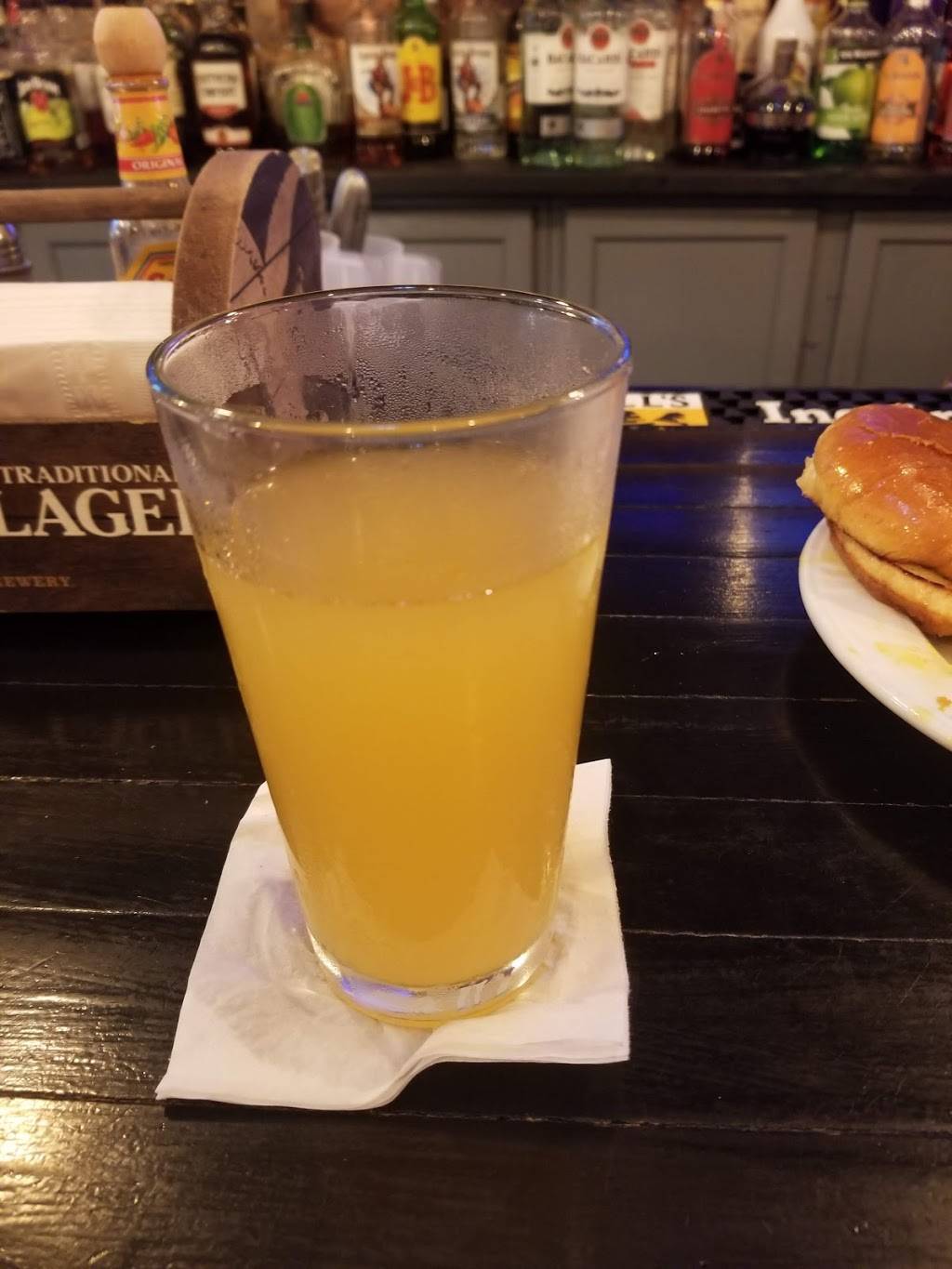 Brickhouse Bar & Grill | restaurant | 230 Main St, Hobart, IN 46342, USA | 2199421670 OR +1 219-942-1670