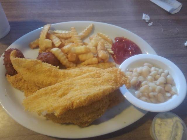 Dans Cafe | restaurant | 995 E Church St, Lexington, TN 38351, USA | 7312499979 OR +1 731-249-9979