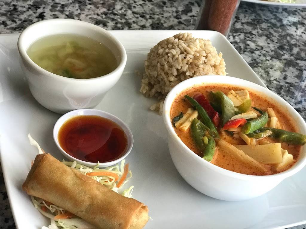 Krua Thai Cuisine | restaurant | 1510 E Bell Rd Suite A100, Phoenix, AZ 85022, USA | 6029714988 OR +1 602-971-4988