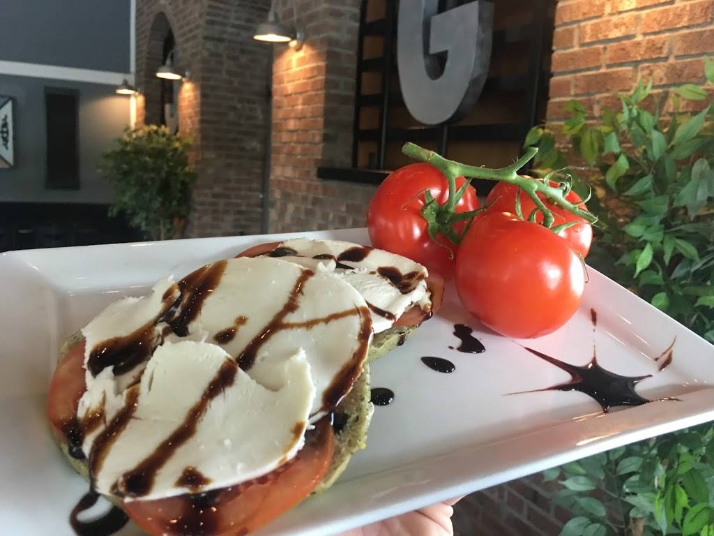 Giovannis Brooklyn Bagels | restaurant | 9106 Coast Guard Rd, Emerald Isle, NC 28594, USA | 9549139401 OR +1 954-913-9401