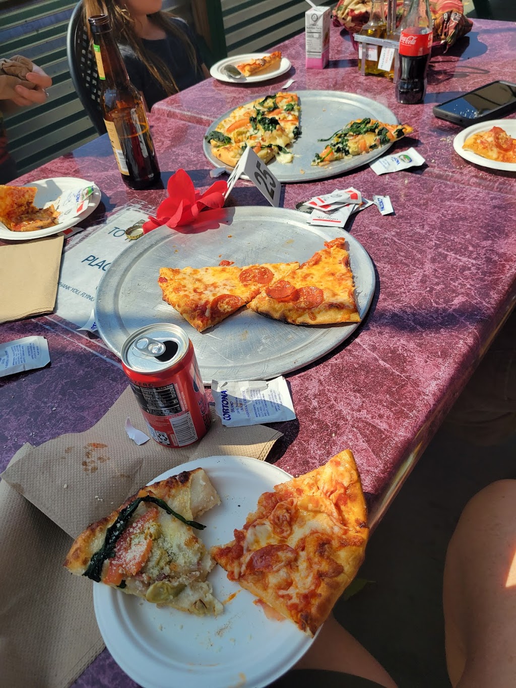 Flying Dog Wood Fired Pizza & Vinyl | restaurant | 65 S Main St, Willits, CA 95490, USA | 7074594747 OR +1 707-459-4747