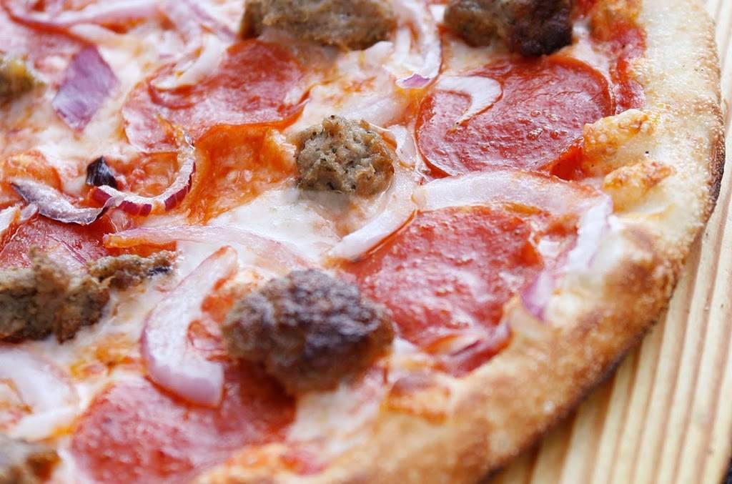 Blaze Pizza | meal takeaway | 2135 S University Dr, Davie, FL 33324, USA | 9545075026 OR +1 954-507-5026