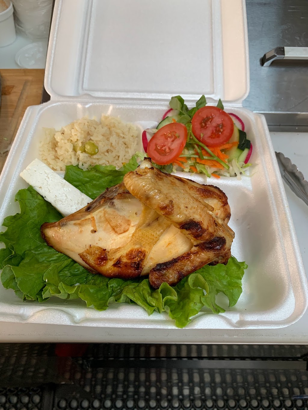 Entre Cheros 503 | restaurant | 6400 Tampa Ave, Reseda, CA 91335, USA | 7472673769 OR +1 747-267-3769