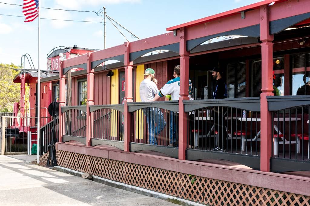 Red Caboose | restaurant | 210 Fulton Shipyard Rd, Antioch, CA 94509, USA | 9257771921 OR +1 925-777-1921