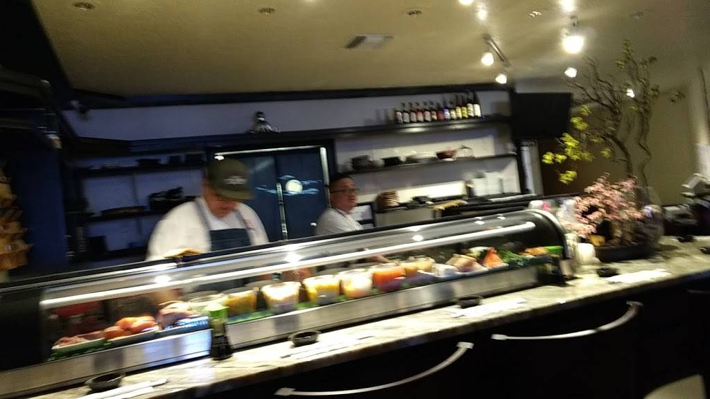 Umami Restaurant and Sushi Bar | restaurant | 3042 W New Haven Ave, West Melbourne, FL 32904, USA | 3216765159 OR +1 321-676-5159