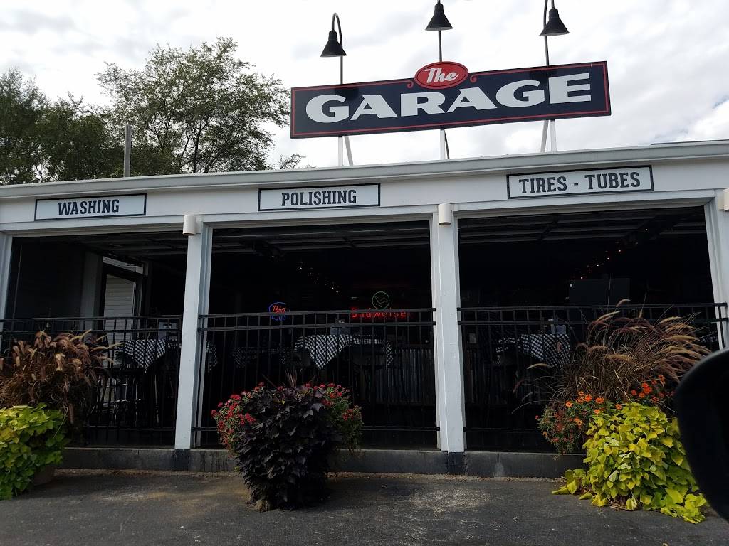 The Filling Station | restaurant | 305 E 35th St, Davenport, IA 52806, USA | 5633916954 OR +1 563-391-6954