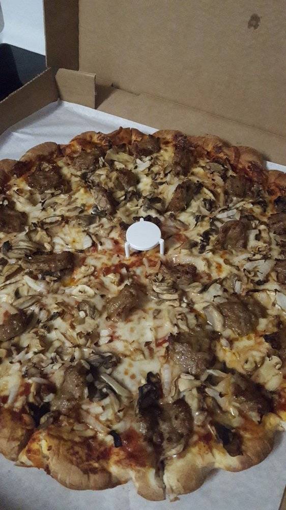 Casamels Pizza | meal delivery | 5589 Broadview Rd, Parma, OH 44134, USA | 2166619700 OR +1 216-661-9700