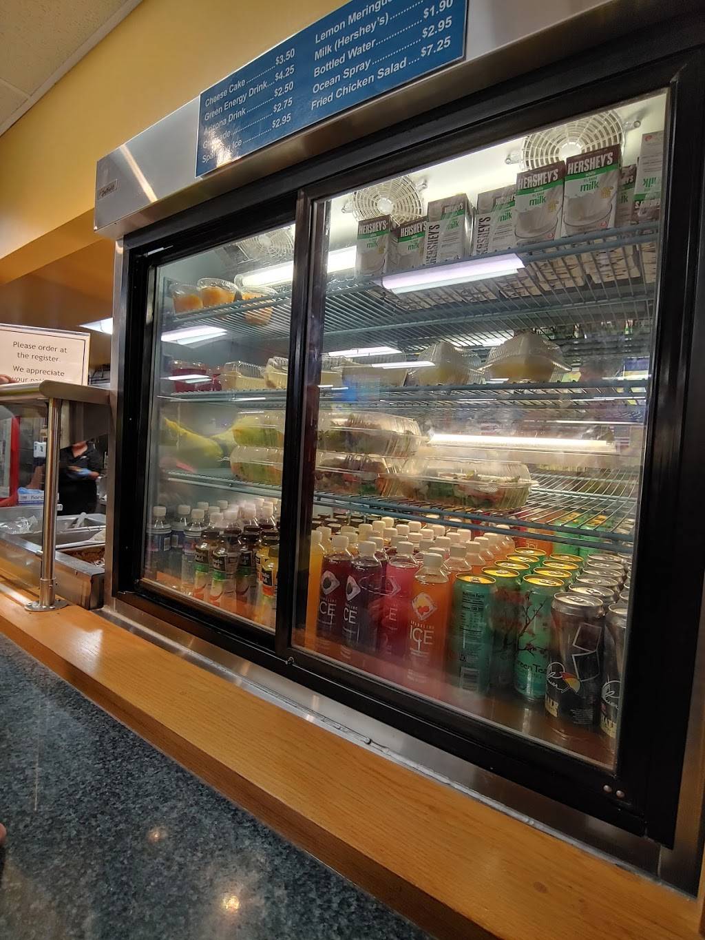 Strike Zone | restaurant | 170 Chapplear Rd, Honolulu, HI 96819, USA | 8084386733 OR +1 808-438-6733