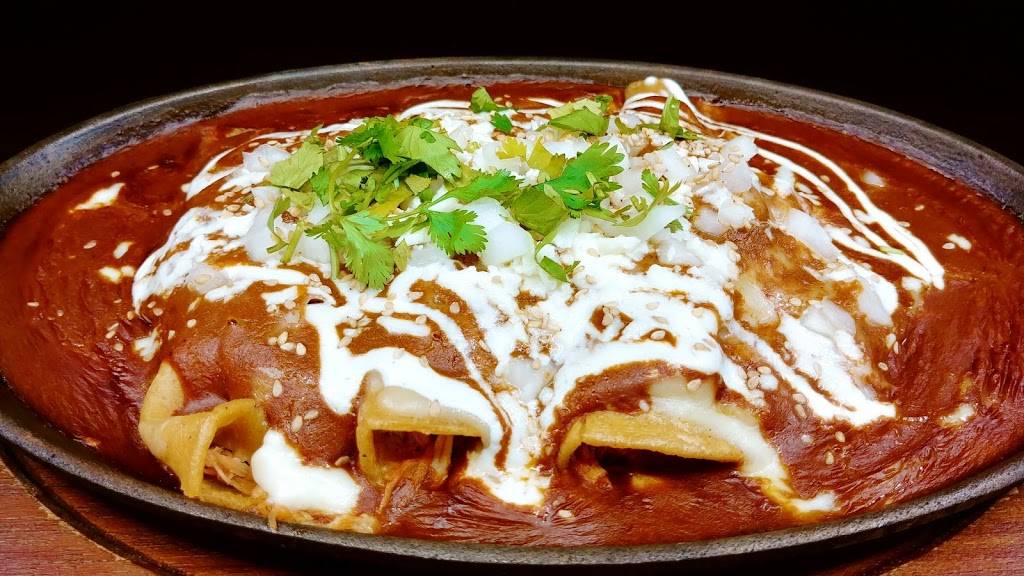 El Zócalo Wi | restaurant | 500 E Broadway, Waukesha, WI 53186, USA | 2624464600 OR +1 262-446-4600