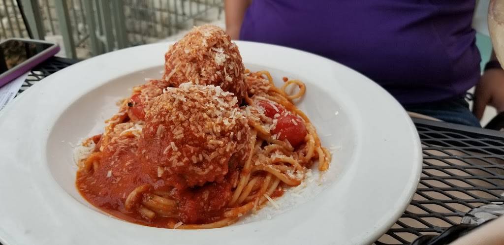 Luce Ristorante E Enoteca | restaurant | 11255 Huebner Rd #200, San Antonio, TX 78230, USA | 2105619700 OR +1 210-561-9700