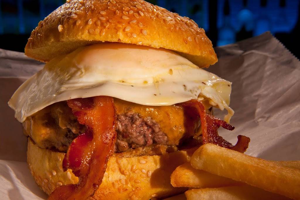 Burger Craze | restaurant | 2096 NE 2nd St, Deerfield Beach, FL 33441, USA | 9545965949 OR +1 954-596-5949