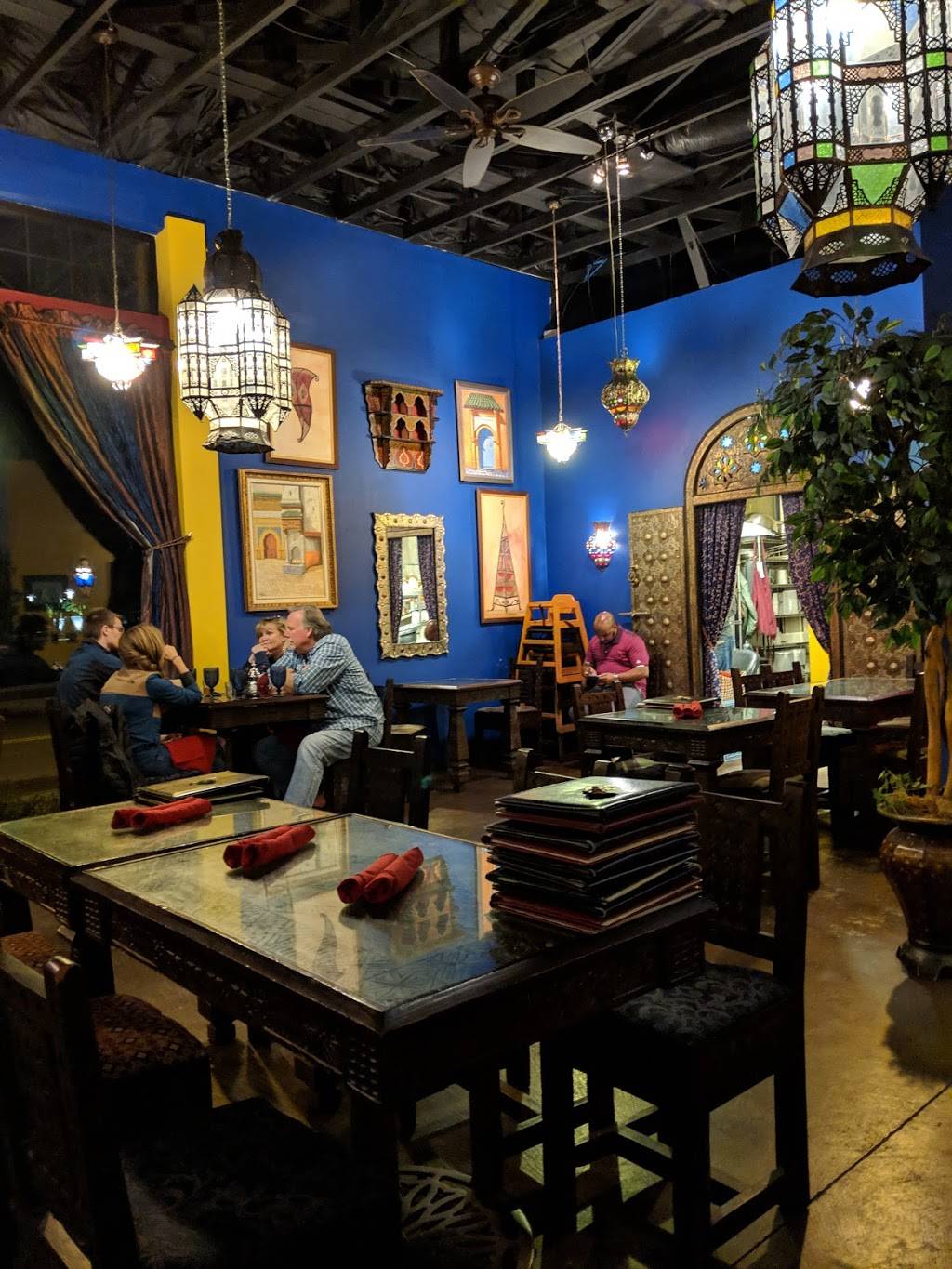 Dar Essalam | restaurant | 29585 Park Pl, Wilsonville, OR 97070, USA | 5036823600 OR +1 503-682-3600