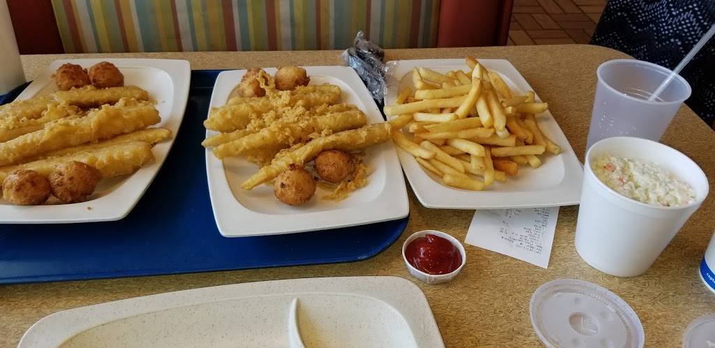 Captain Ds | restaurant | 475 W Pike St, Lawrenceville, GA 30046, USA | 7709628144 OR +1 770-962-8144