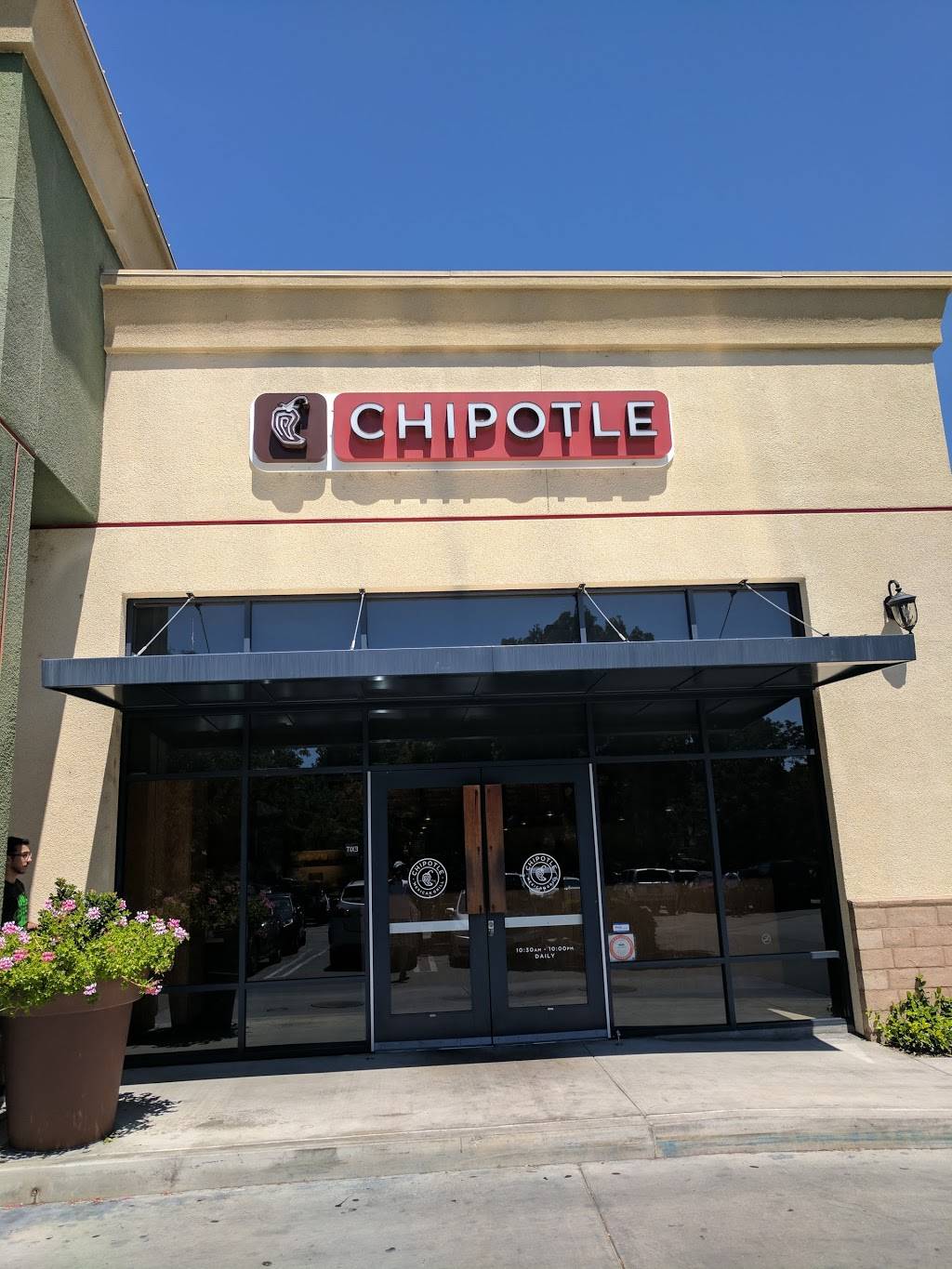 Chipotle Mexican Grill | restaurant | 25523 Marguerite Pkwy Ste A, Mission Viejo, CA 92692, USA | 9494202316 OR +1 949-420-2316