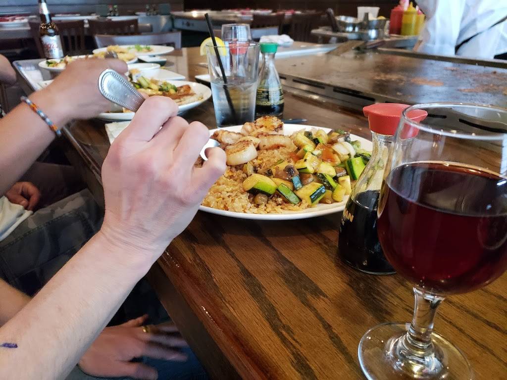 Uma Japanese Hibachi Steak House | restaurant | 400 Terry Rich Blvd, St Clair, PA 17970, USA | 5704290686 OR +1 570-429-0686