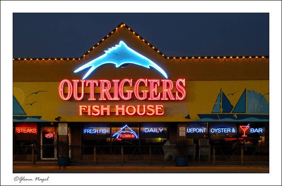 Outriggers Steak & Seafood | restaurant | 11011 SW Hwy, Palos Hills, IL 60465, USA | 7089741200 OR +1 708-974-1200