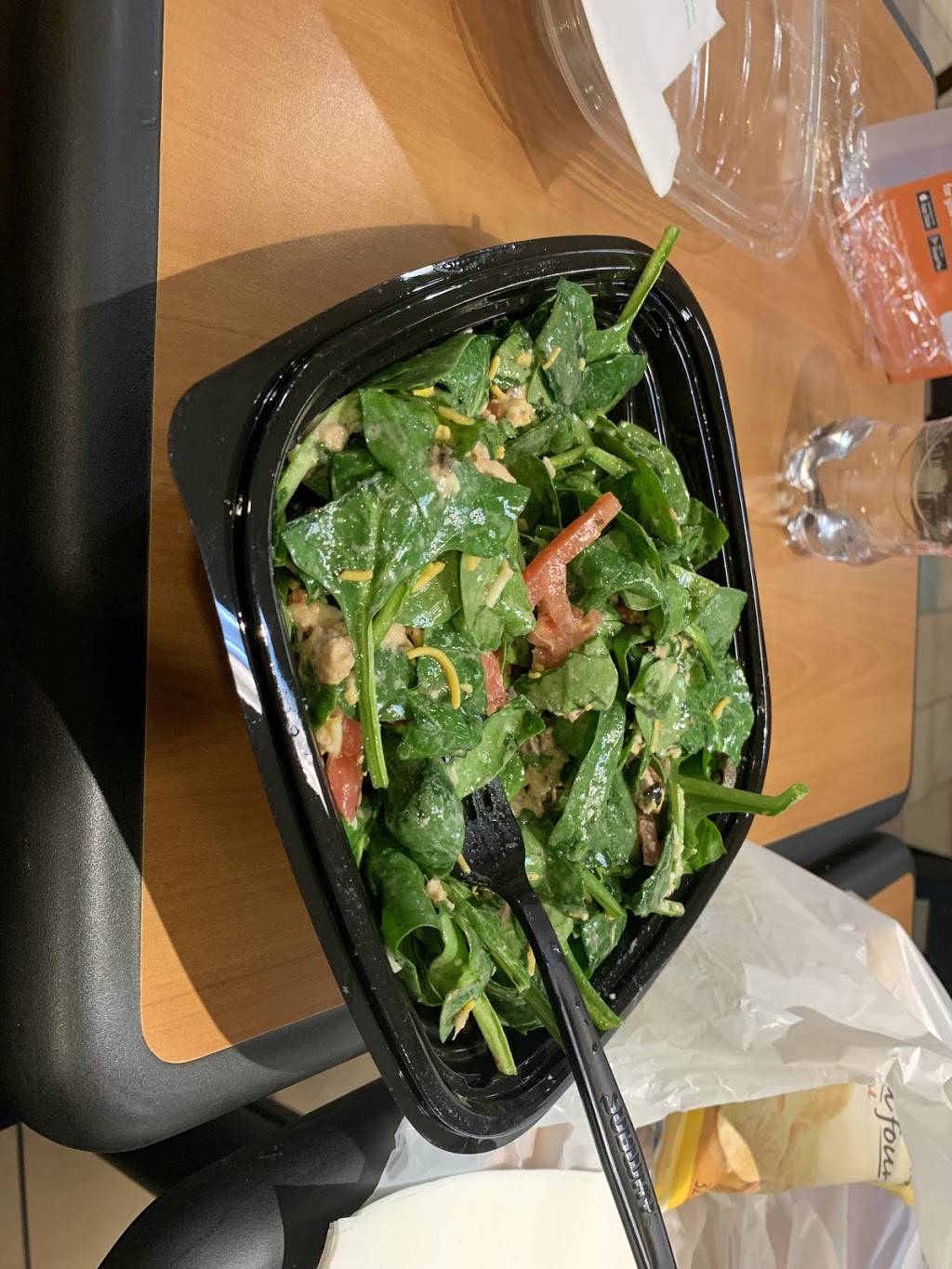 Subway | restaurant | ESSO ON THE RUN TRUCK STOP, 5906 Oil Heritage Rd, Wyoming, ON N7M 5J6, Canada | 5198453249 OR +1 519-845-3249