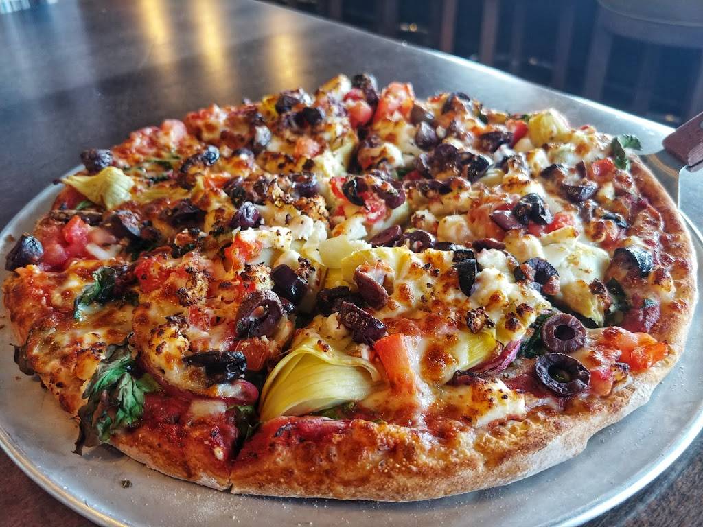 Pizza Lucé | restaurant | 11347 Viking Dr, Eden Prairie, MN 55344, USA | 9529994244 OR +1 952-999-4244