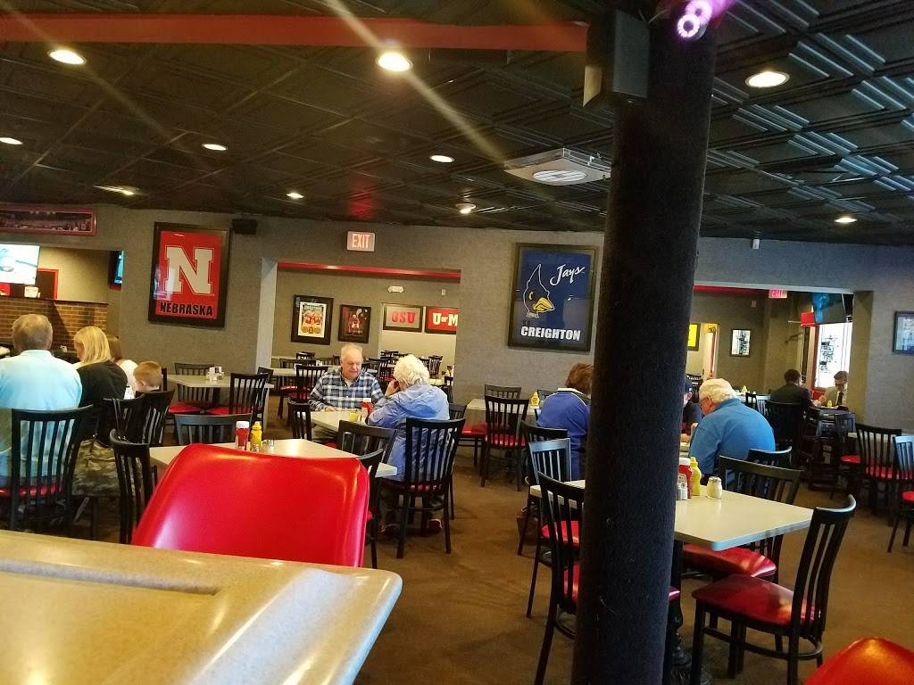 Big Freds Pizza Garden & Lounge | restaurant | 1101 S 119th St, Omaha, NE 68144, USA | 4023334414 OR +1 402-333-4414