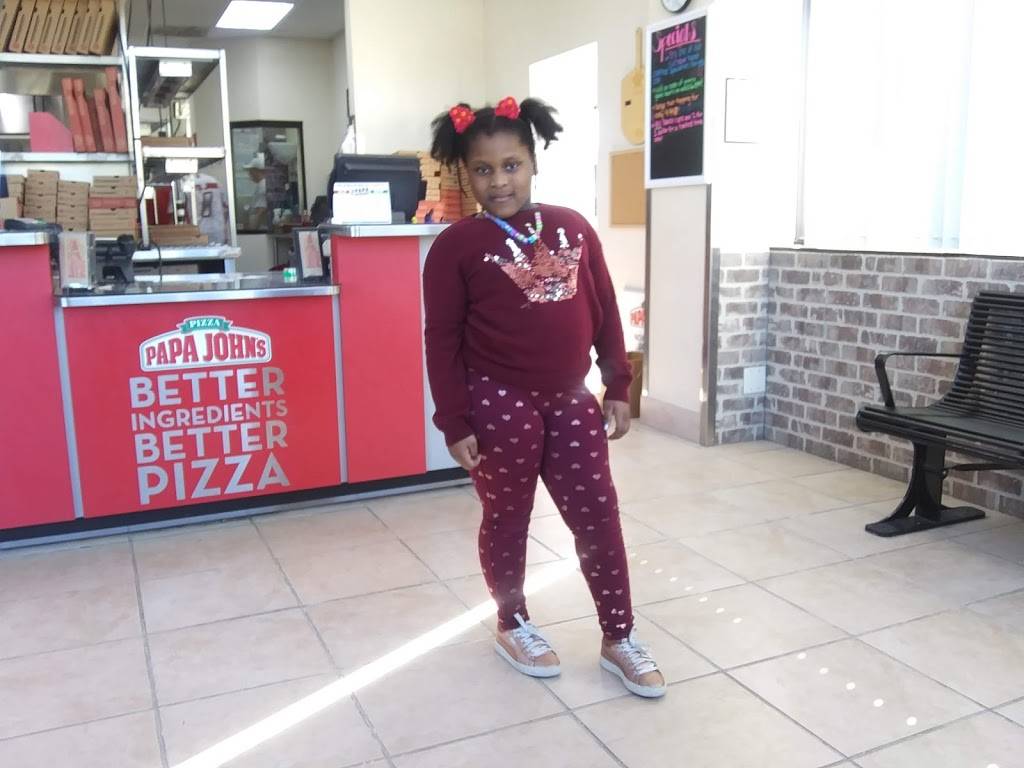Papa Johns Pizza | restaurant | 1551 E Brooks Rd, Memphis, TN 38116, USA | 9015098594 OR +1 901-509-8594