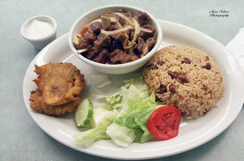 Caribbean Cafe | restaurant | 317 W Woodlawn Ave, Louisville, KY 40214, USA | 5024347711 OR +1 502-434-7711